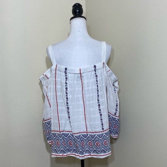 SONOMA || Woman’s Printed Cold-Shoulder Top size Xl - Picture 5 of 8